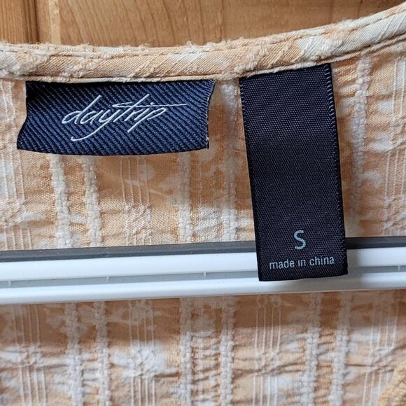 Boho Chic Cream and Tan Blouse - Daytrip - Size S - Picture 2 of 3